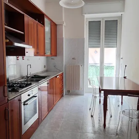 Bisceglie Apartment *
